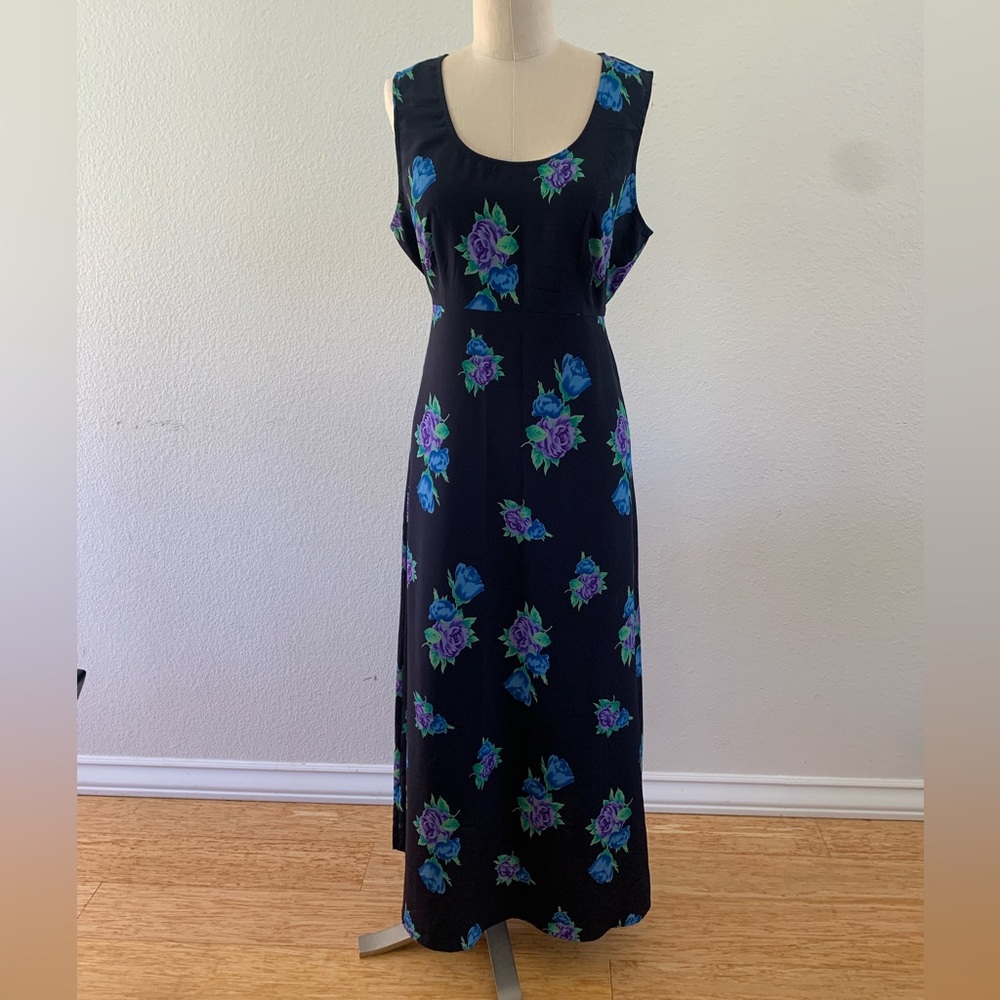 Vintage 90's Black Floral Rose Print Maxi Dress Size 12 Cottagecore Goth USA